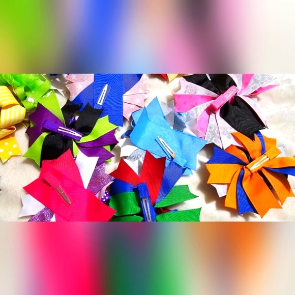 Huge Lot of 23 Boutique Disney Style Alligator Clip Hairbows - Picture 10 of 16